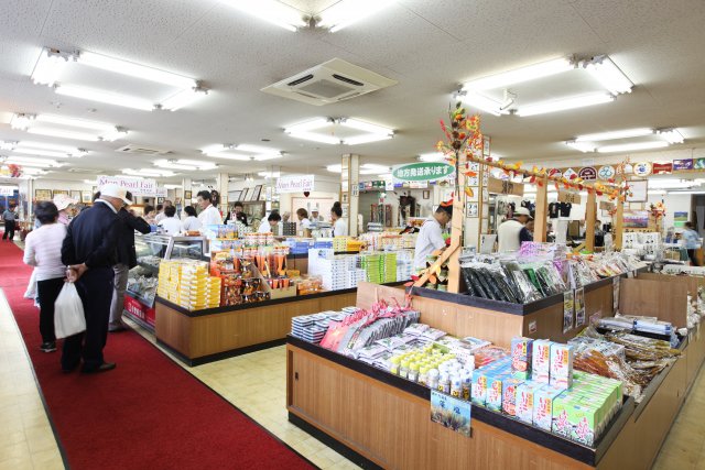 真珠会館（宇和島名産品センター）