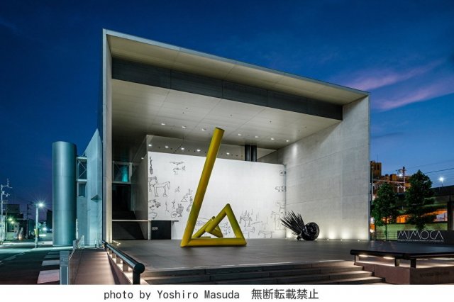 丸亀市猪熊弦一郎現代美術館