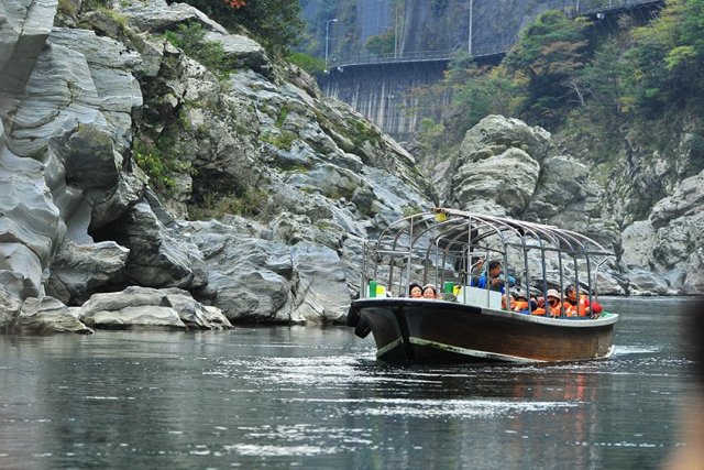 大歩危峡遊覧船