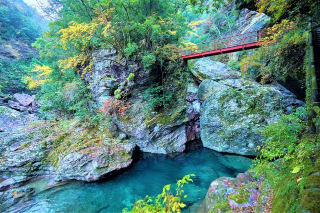 Nakatsu Gorge