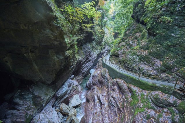 Nakatsu Gorge