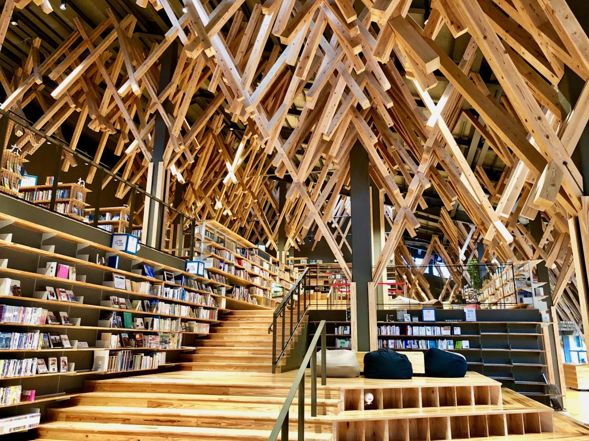 雲の上の図書館 梼原町立図書館 スポット 体験 四国のおすすめ観光 旅行情報 公式 ツーリズム四国