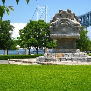 「どだま獅子」／流政之作（瀬戸大橋記念公園）