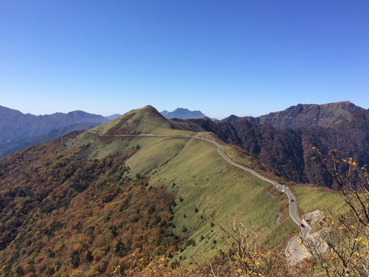 ＵＦＯライン（町道瓶ヶ森線）｜スポット・体験｜四国のおすすめ観光 