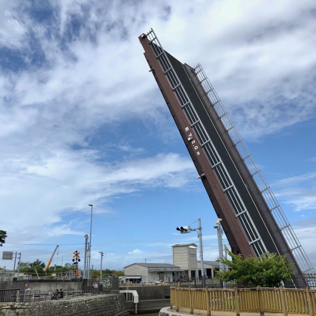 手結港可動橋