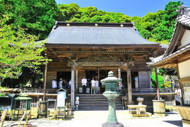 Temple 23, Yakuōji