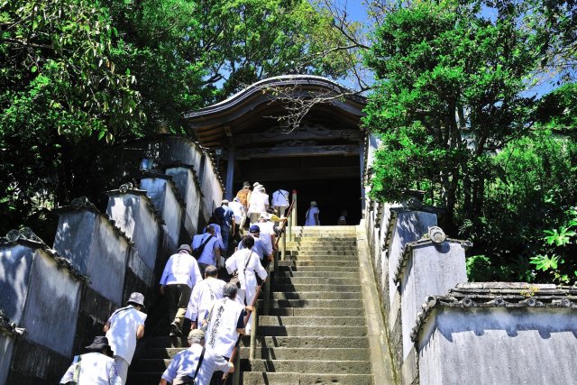 Temple 23, Yakuōji