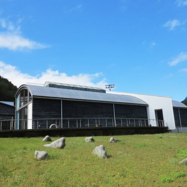高松市塩江美術館（ホタルの里美術館）