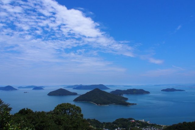 紫雲出山