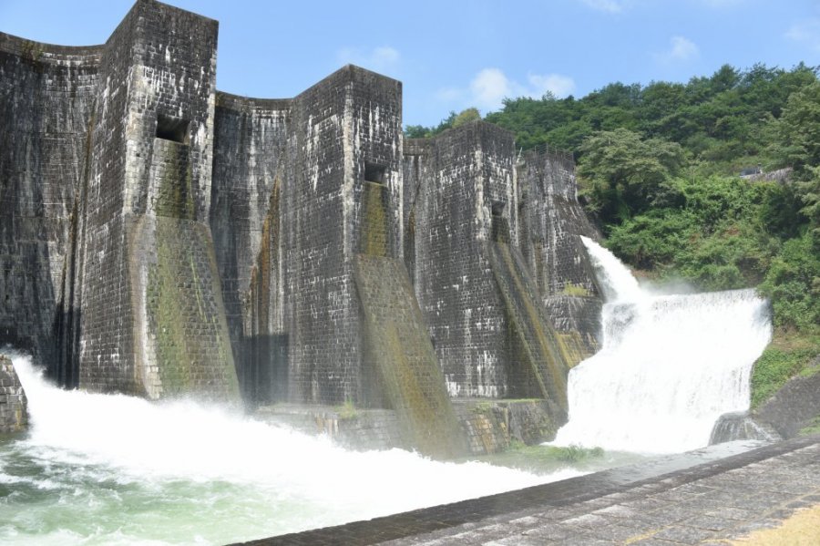 豊稔池堰堤（丰稔池堤堰）｜观光｜Tourism SHIKOKU