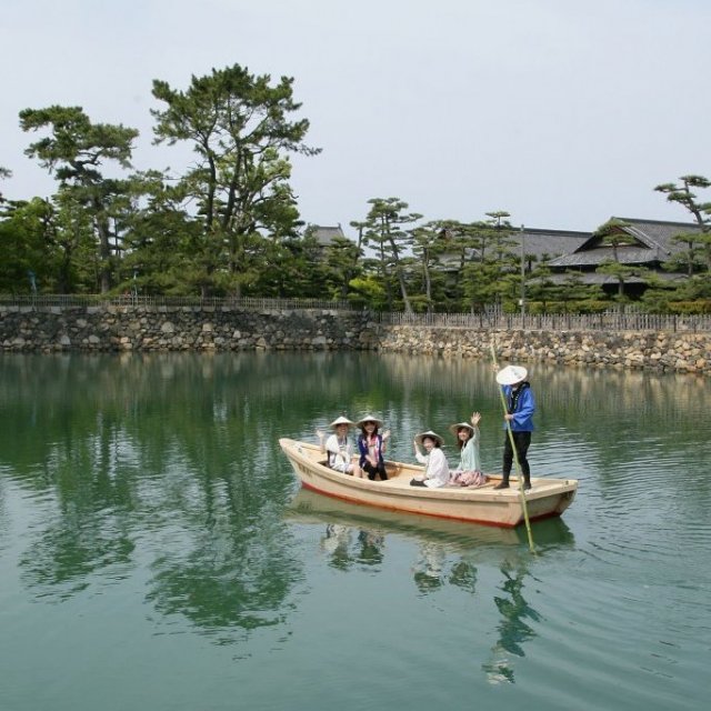 城堡遊船體驗（歷史遺跡高松城遺址、玉藻公園）