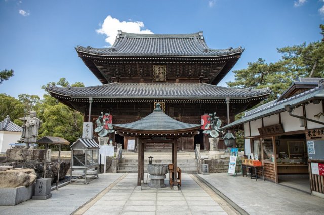 第75番 五岳山 誕生院 善通寺