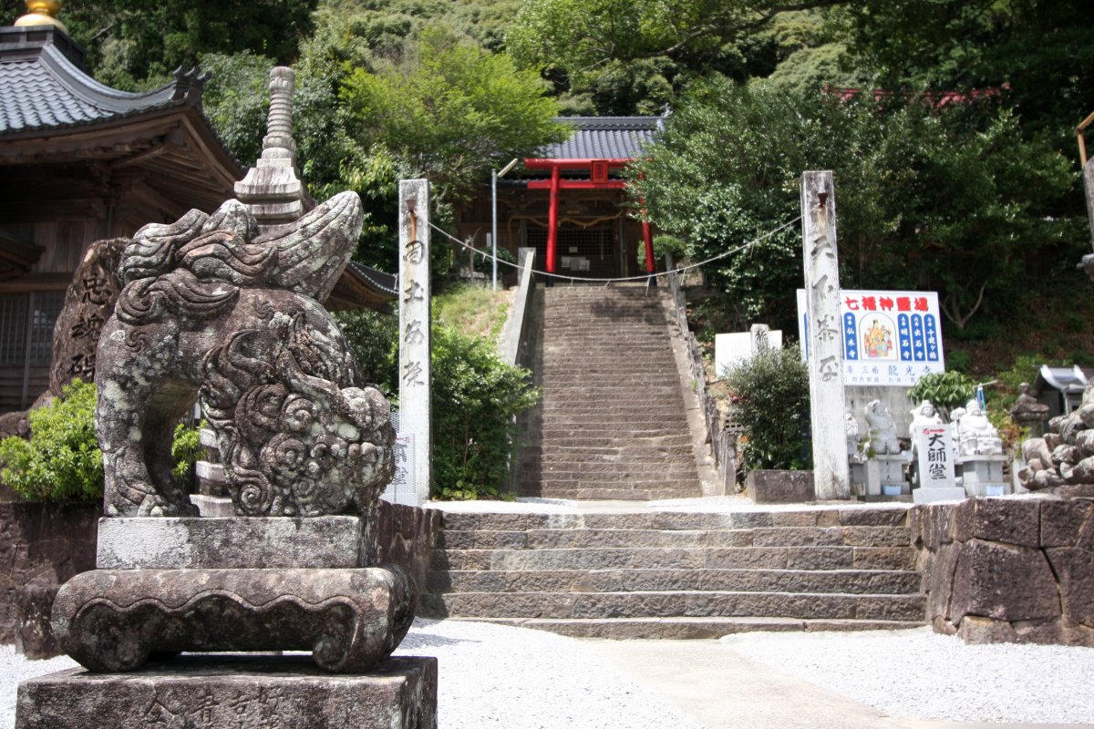 第41番札所 稲荷山 龍光寺｜スポット・体験｜四国のおすすめ観光・旅行情報！ 【公式】ツーリズム四国