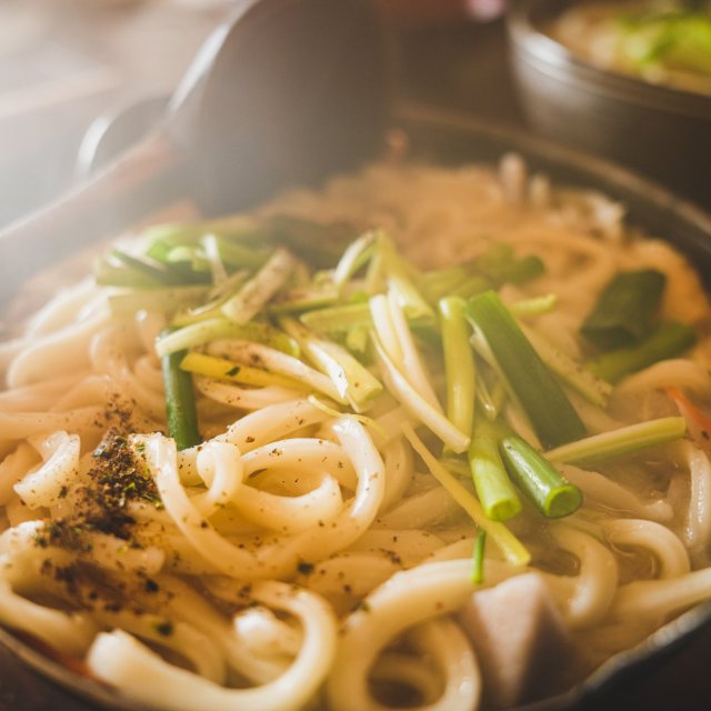 Yasoba-an, Hand-made udon in front of Okubo Temple 