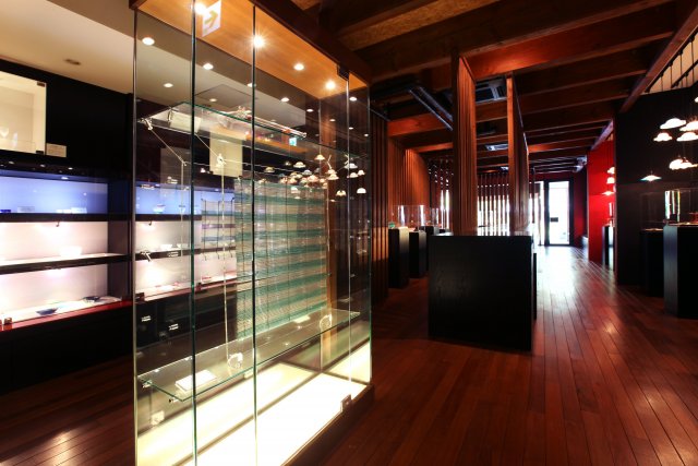 Dōgo Giyaman Glass Museum