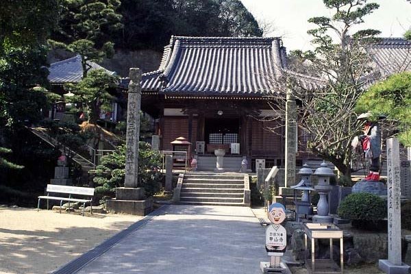 第74番札所 医王山 多宝院 甲山寺｜スポット・体験｜四国の