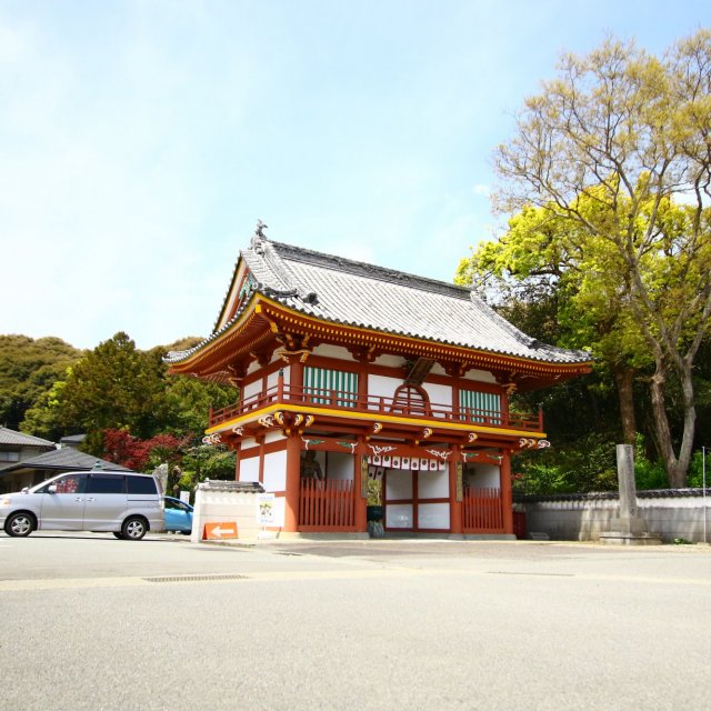 Temple 2, Gokurakuji