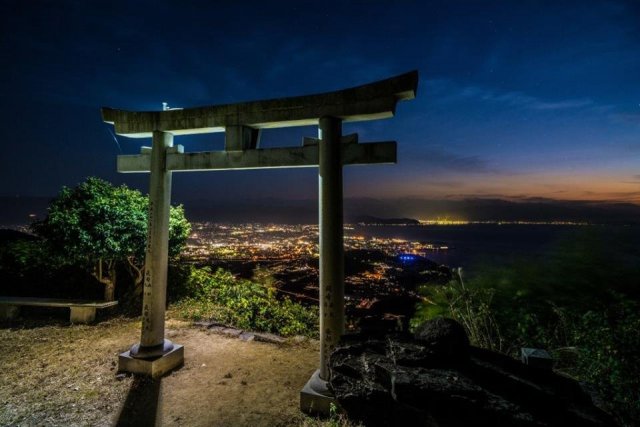 ジオで巡る「天空の鳥居」