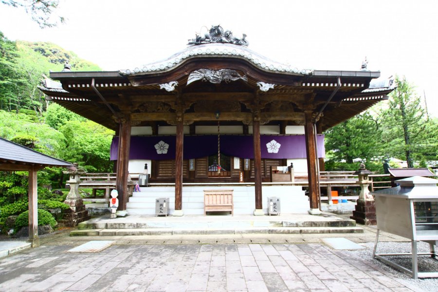 第39番札所 赤亀山 寺山院 延光寺｜スポット・体験｜四国の