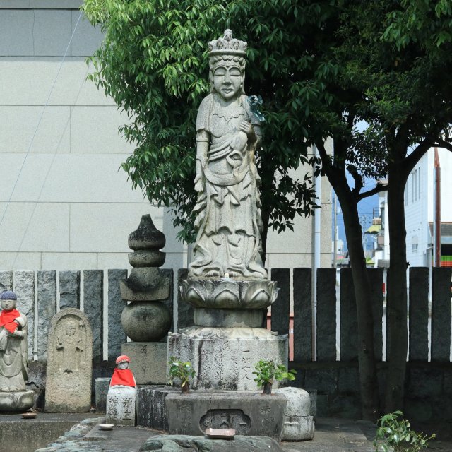 第62番札所 天養山　観音院　宝寿寺