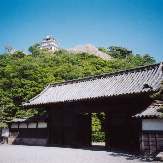 丸龟城城泊“Marugame Castle Experience”