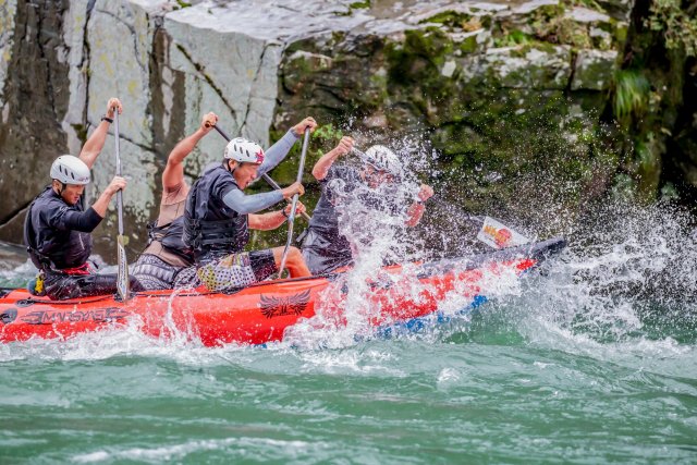 Oboke-Koboke / Yoshino River Rafting（Water sport）
