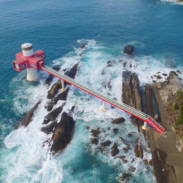 Ashizuri Underwater Observation Tower