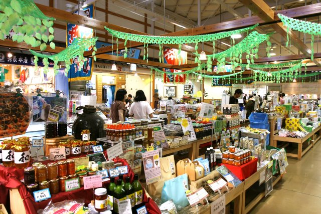 道の駅　みなとオアシスうわじま きさいや広場