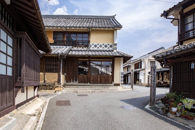 Traditional Streets of the Youkaichi-Gokoku Areas