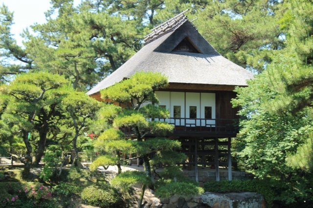 中津万象園・丸亀美術館