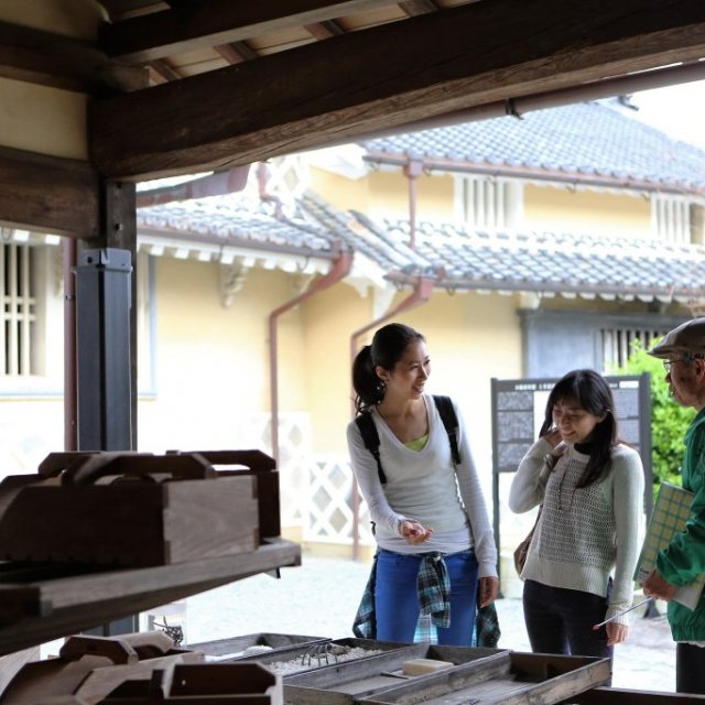 八日市・護国を歩く内子町並みガイド