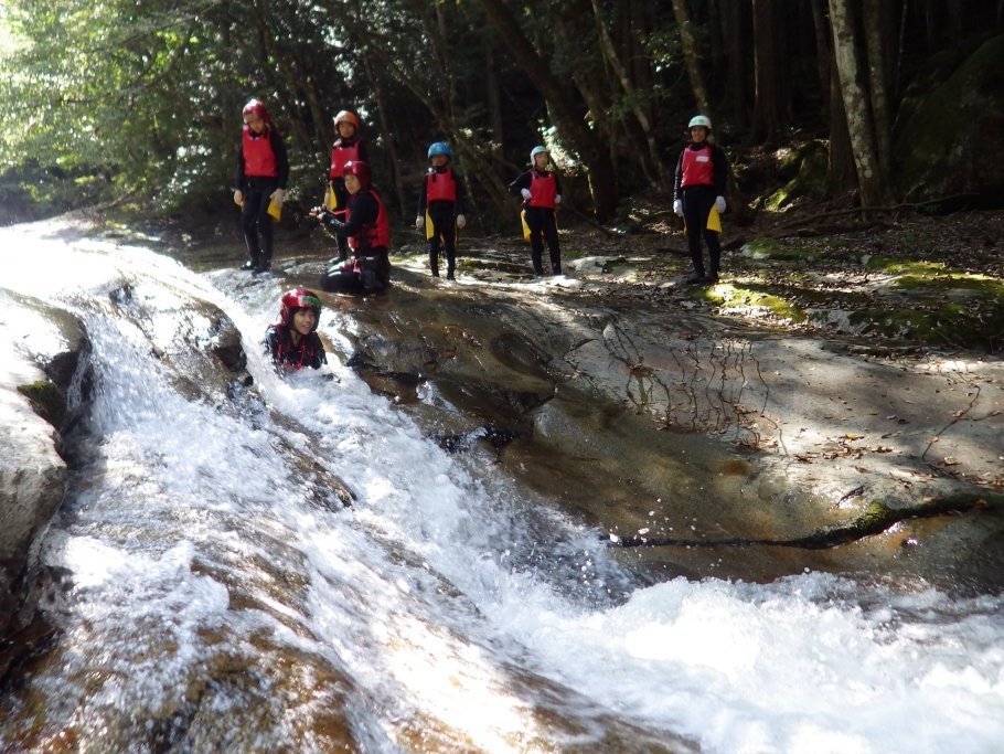 Canyoning (gorge de Nametoko)