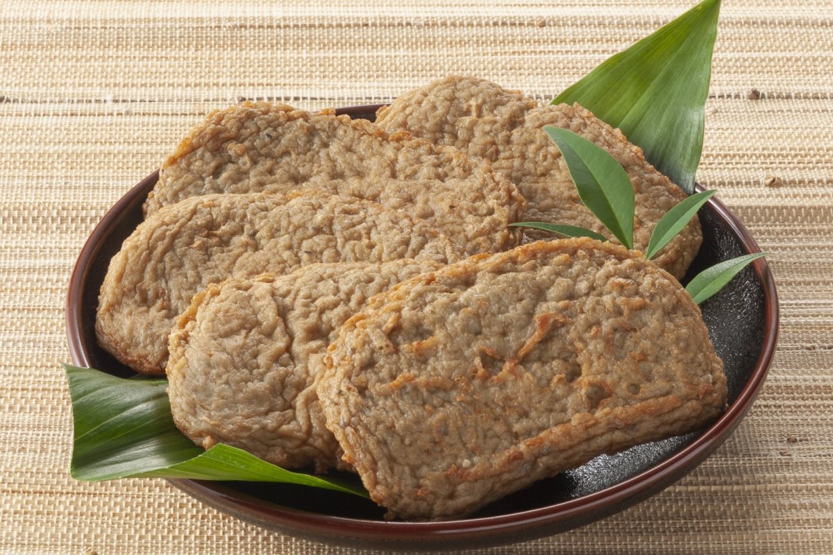 An in-depth exploration into Ehime's local delicacy, jakoten. Discover the delicious flavor of freshly friend jakoten, its history, and more!